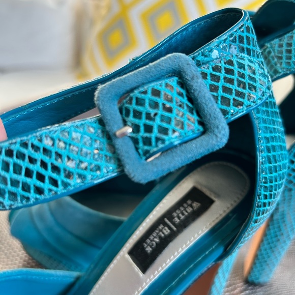 WHBM platform heels in aqua blue suede - Picture 8 of 10